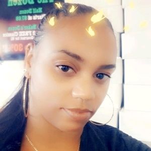 Meet your Posher, Tashara